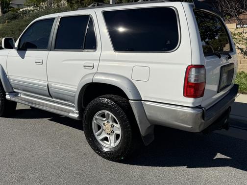 White 1999 Toyota 4Runner Limited