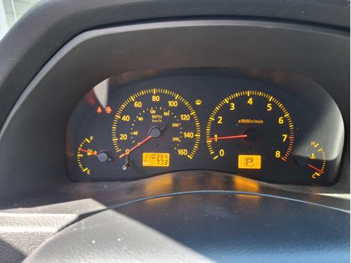 Silver 2004 INFINITI M45 Sports Sedan