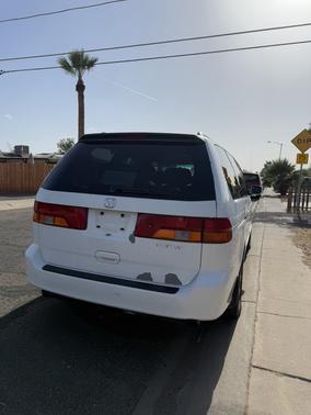 White 2004 Honda Odyssey EX