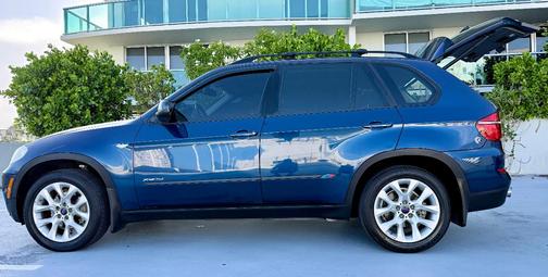 Blue 2012 BMW X5 xDrive35i Premium