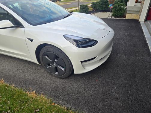 2022 Tesla Model 3 Base