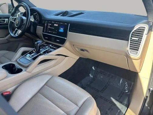 Gray 2020 Porsche Cayenne Cayenne