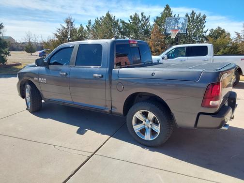 2016 RAM 1500 Sport