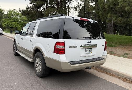 White 2007 Ford Expedition EL Eddie Bauer