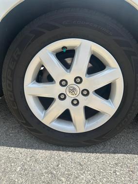 White 2009 Toyota Avalon XL
