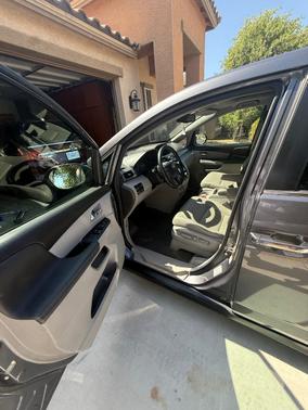 Silver 2014 Honda Odyssey EX-L