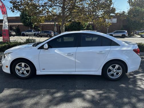 2015 Chevrolet Cruze 1LT