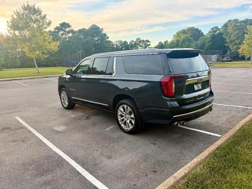 Blue 2021 GMC Yukon XL Denali