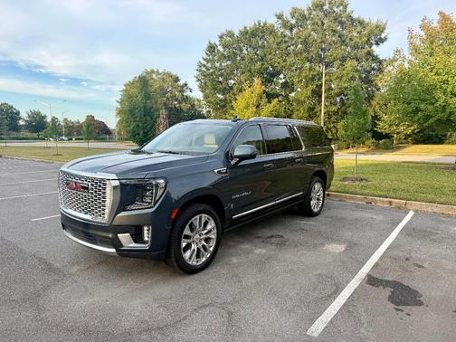 Blue 2021 GMC Yukon XL Denali