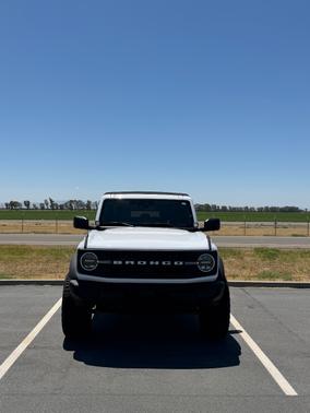 White 2025 Ford Bronco Base