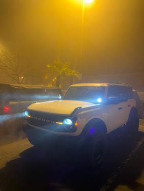 White 2025 Ford Bronco Base