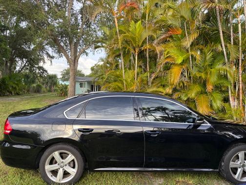 2013 Volkswagen Passat 2.5 SE