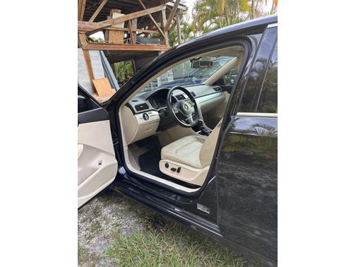 2013 Volkswagen Passat 2.5 SE