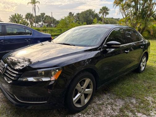 2013 Volkswagen Passat 2.5 SE