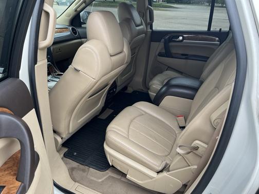 2011 Buick Enclave 2XL
