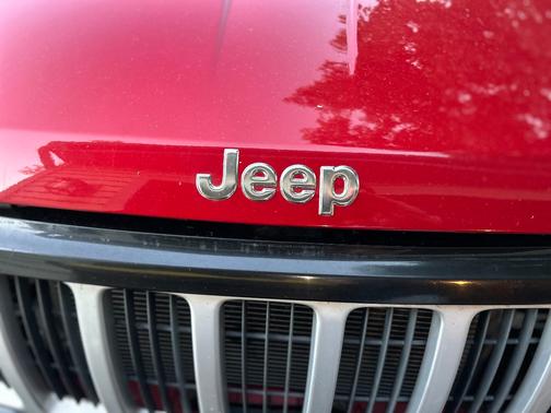 2004 Jeep Grand Cherokee Laredo