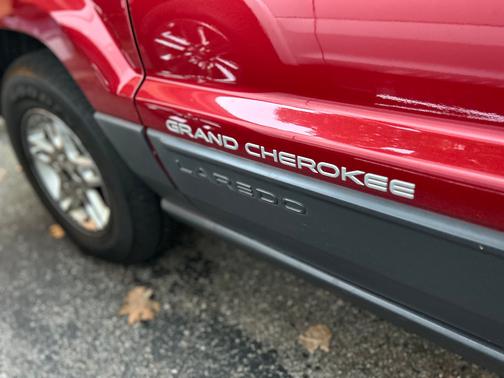 2004 Jeep Grand Cherokee Laredo