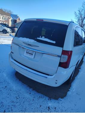 2013 Chrysler Town & Country Touring