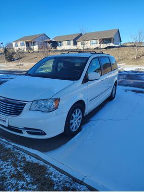 2013 Chrysler Town & Country Touring