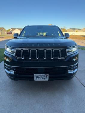 2024 Jeep Wagoneer Base