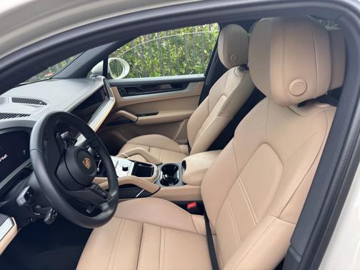 2024 Porsche Cayenne Cayenne