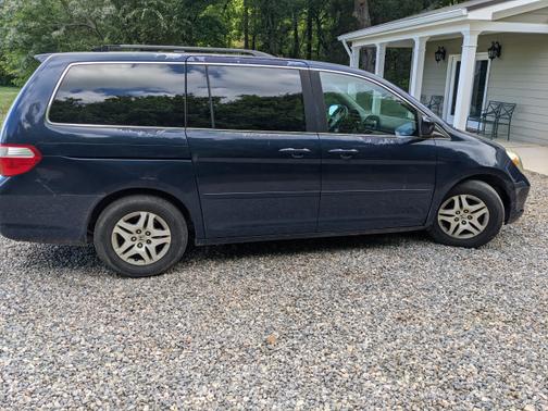 Used minivans for Sale Under $5,000 Near Me | Cars.com