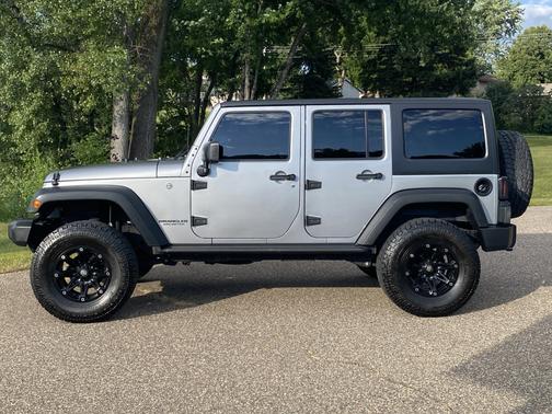2017 Jeep Wrangler Unlimited Willys Wheeler