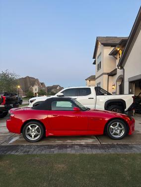 Red 2000 Honda S2000 Base