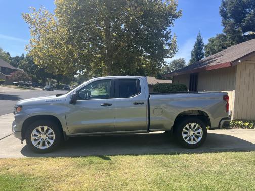 2023 Chevrolet Silverado 1500 Custom