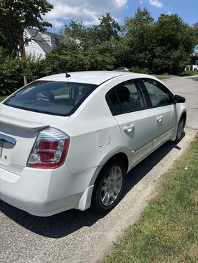 White 2012 Nissan Sentra 2.0 S