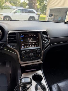 Black 2015 Jeep Grand Cherokee Limited
