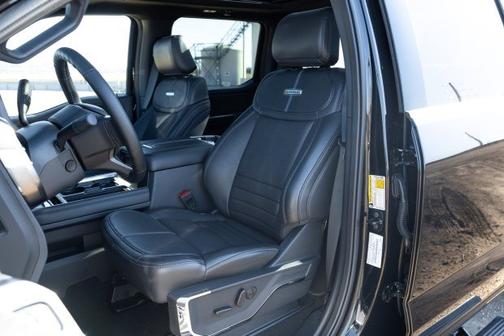 2025 Ford F-250 Platinum