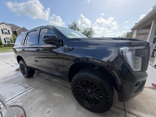 Black 2026 GMC Yukon Elevation