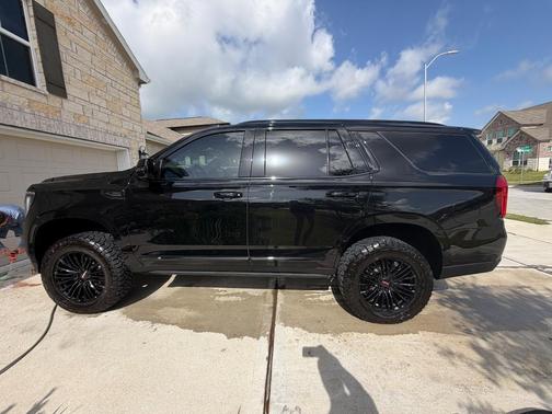 Black 2026 GMC Yukon Elevation