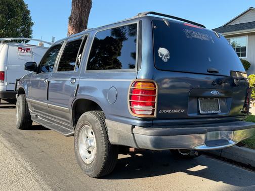 Blue 1998 Ford Explorer XLT