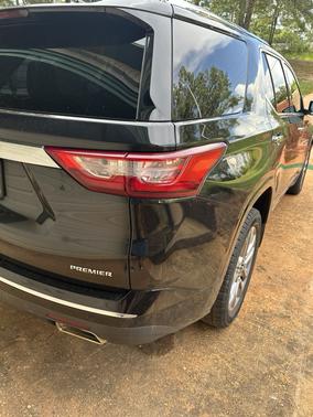 Black 2019 Chevrolet Traverse Premier