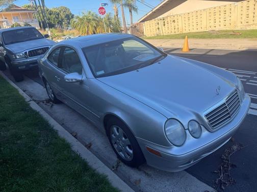 2000 Mercedes-Benz CLK-Class 320