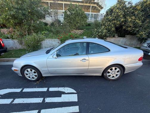 2000 Mercedes-Benz CLK-Class 320