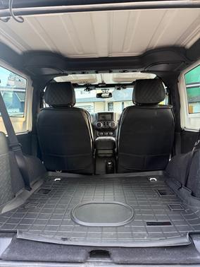 2017 Jeep Wrangler Willys Wheeler