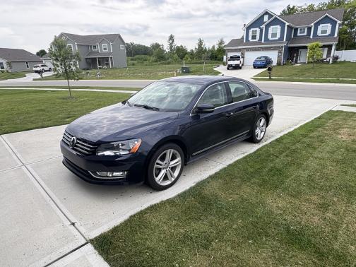 2015 Volkswagen Passat 2.0L TDI SEL Premium