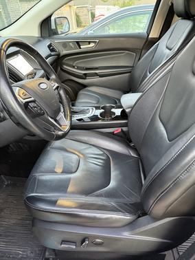 White 2016 Ford Edge Titanium