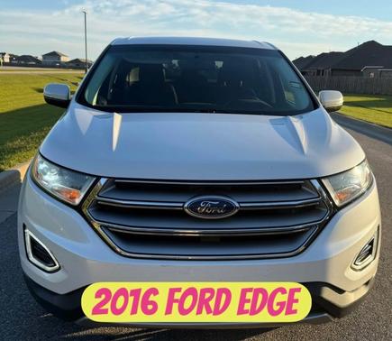 White 2016 Ford Edge Titanium