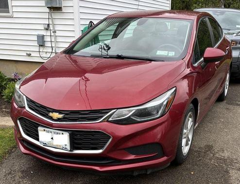 Red 2017 Chevrolet Cruze LT