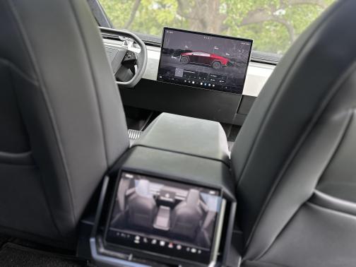 2024 Tesla Cybertruck AWD