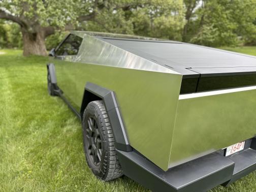 2024 Tesla Cybertruck AWD