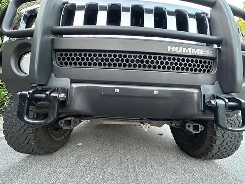 2006 Hummer H3 Base