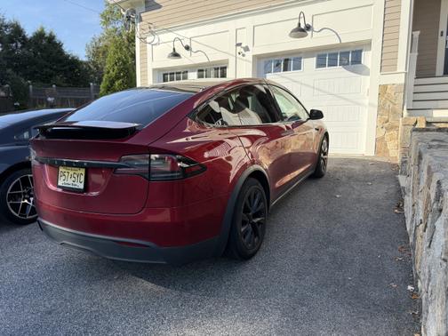2023 Tesla Model X Base