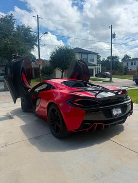 Red 2017 McLaren 570S Base