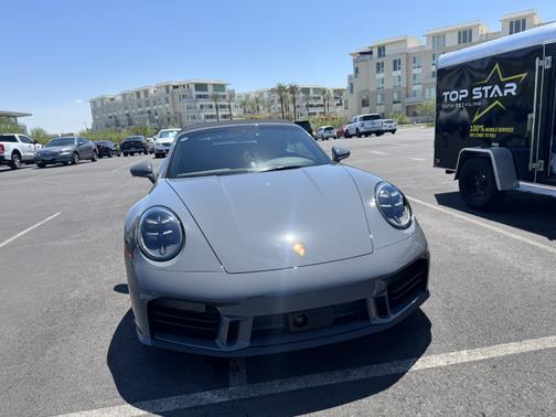 2025 Porsche 911 Carrera