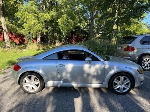 2003 Audi TT quattro